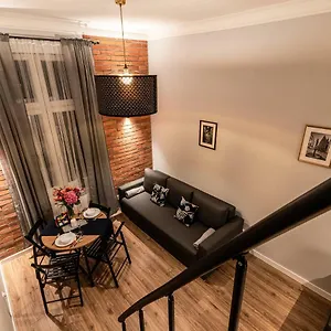 Aparthotel Lubomirskiego 23 - Great Location, 10 Min To Main Square By Foot, Right Next To Main Rail And Bus Station, Krakov